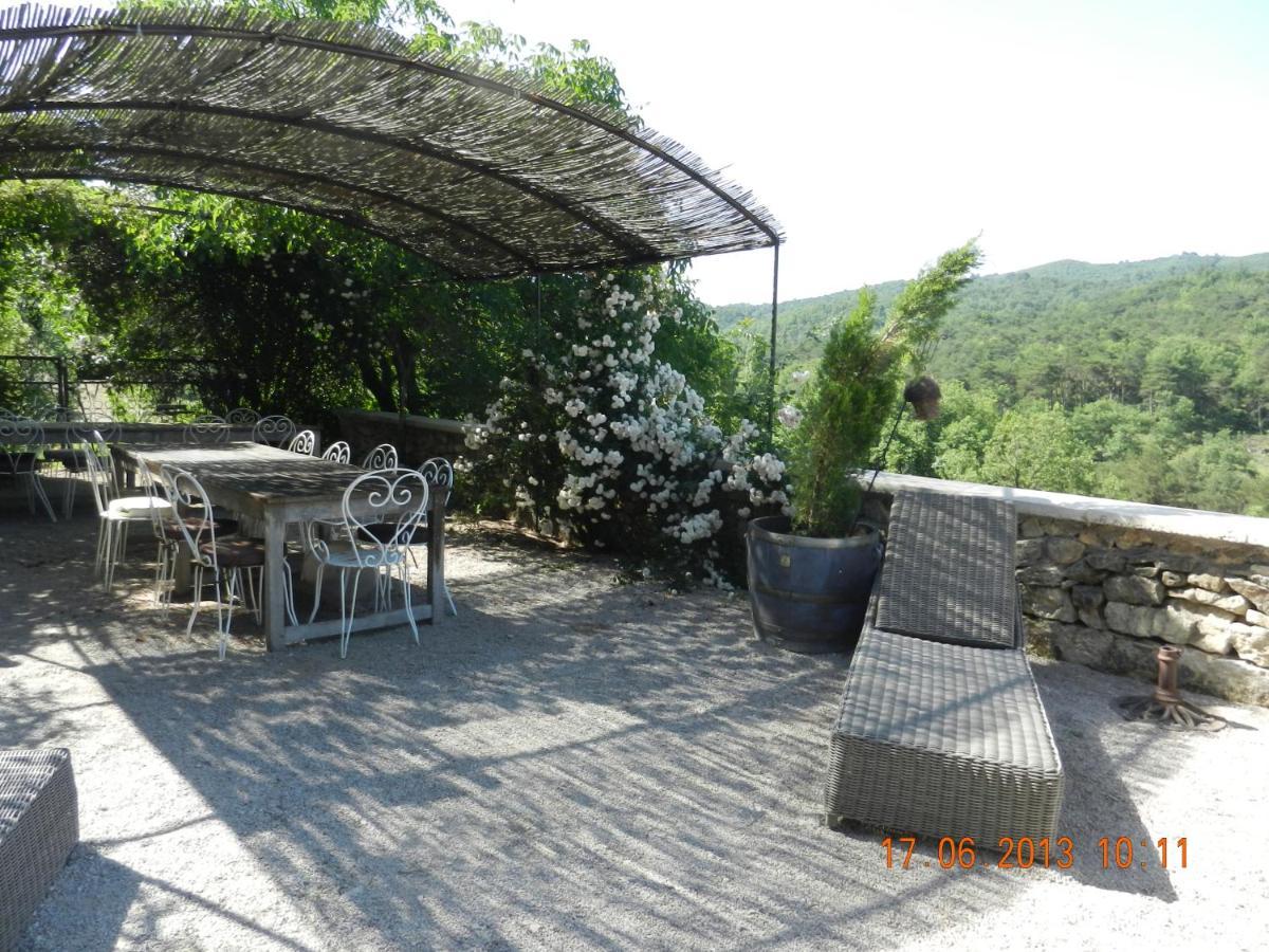 Bed and Breakfast Le Relais D'Elle Niozelles Exterior foto