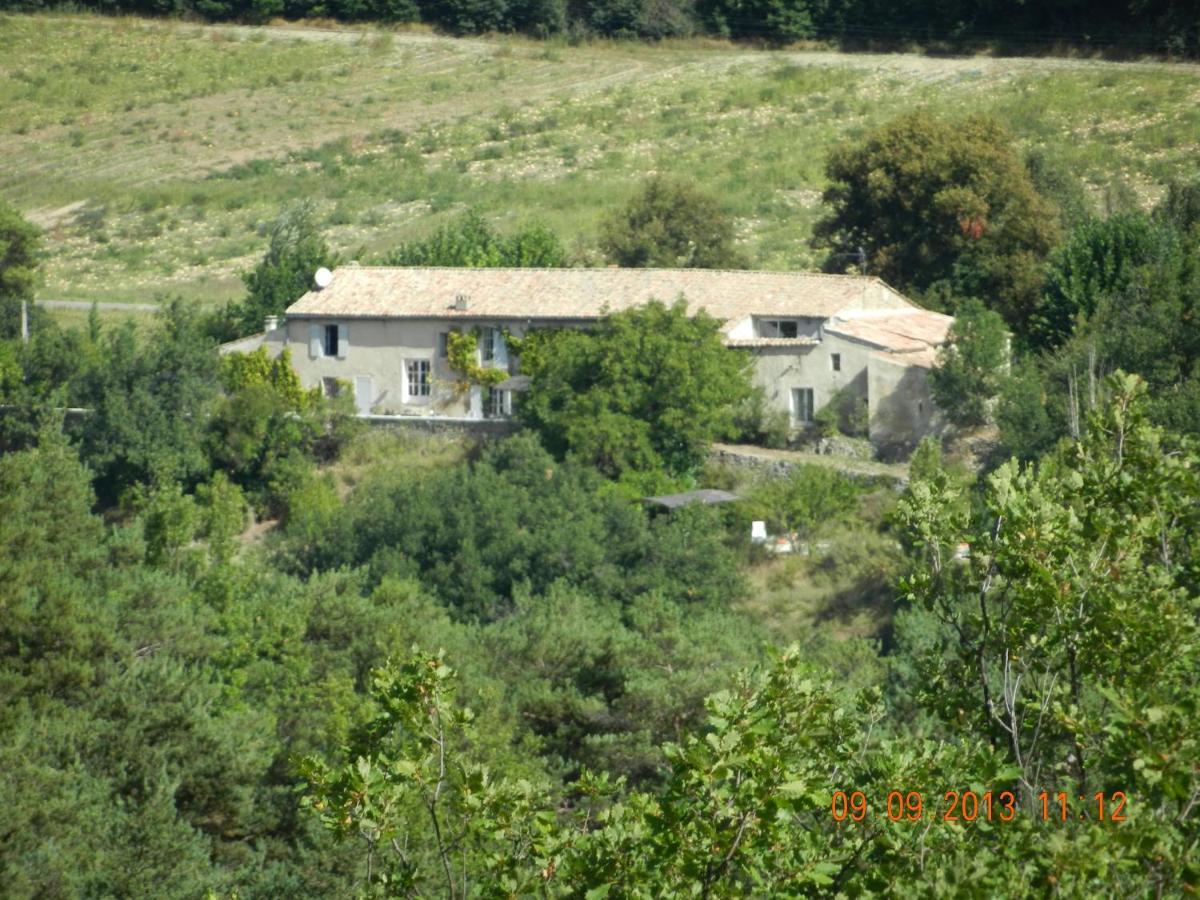 Bed and Breakfast Le Relais D'Elle Niozelles Exterior foto